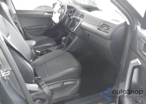 2019 Volkswagen Tiguan 2.0T Se/2.0T Sel/2.0T Sel R-Line/2.0T Sel R-Line Black из США, поврежденный, VIN 3VV3B7AX5KM161599